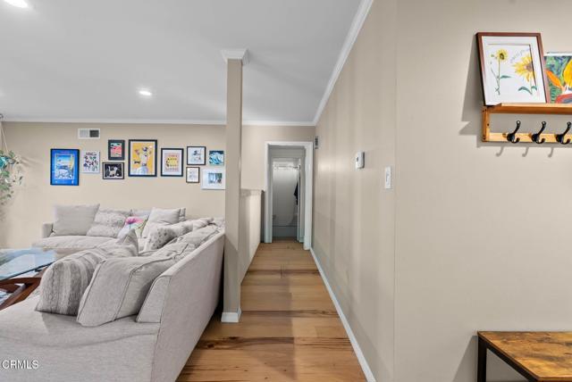 Detail Gallery Image 11 of 28 For 3685 Corby Ave, Camarillo,  CA 93010 - 3 Beds | 2 Baths