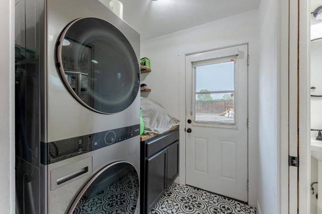 314 Lyndale Avenue, San Jose CA: https://media.crmls.org/mediaz/560bde93-4a64-4eef-905a-b0467602190c.jpg