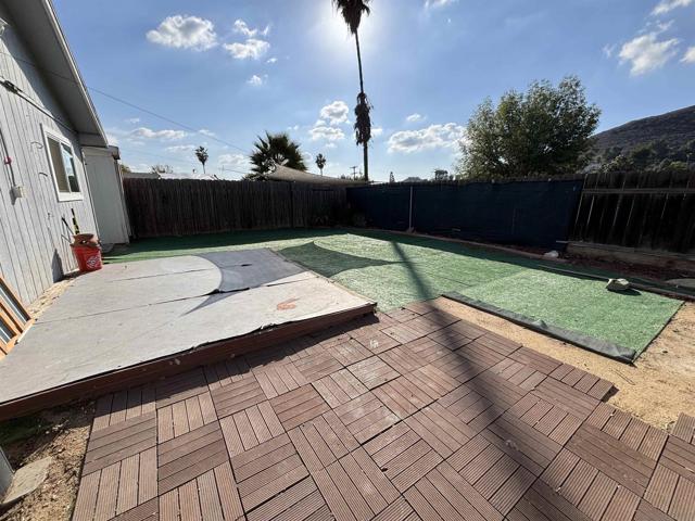 8209 8211 Jema Way, Lakeside CA: https://media.crmls.org/mediaz/560c85e3-369c-4693-bdaf-39e7efa3a253.jpg