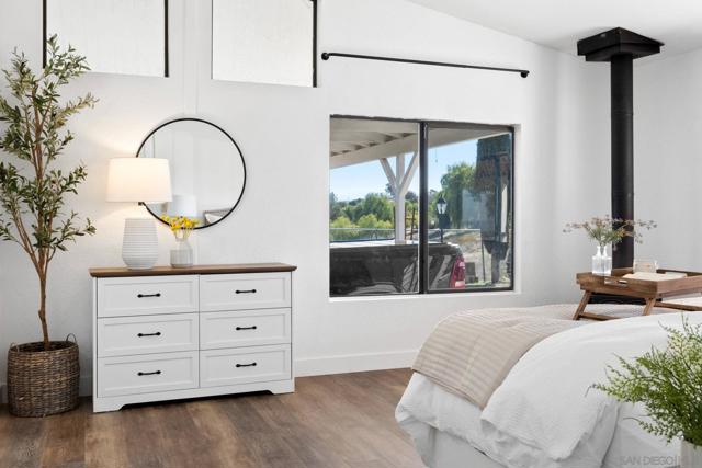 40110 Angora Ln, Temecula CA: https://media.crmls.org/mediaz/560d6bc5-f7e6-401e-aa06-68163e7c8d81.jpg