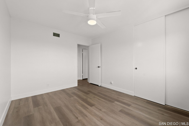 24231 Robledo, Mission Viejo CA: https://media.crmls.org/mediaz/560d8c27-f1bb-40b3-ae7d-8af6d46a53fd.jpg