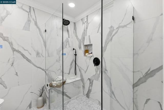 2101 Golden Rain, Walnut Creek CA: https://media.crmls.org/mediaz/560dce89-3467-470d-aba9-6e4668a6360b.jpg