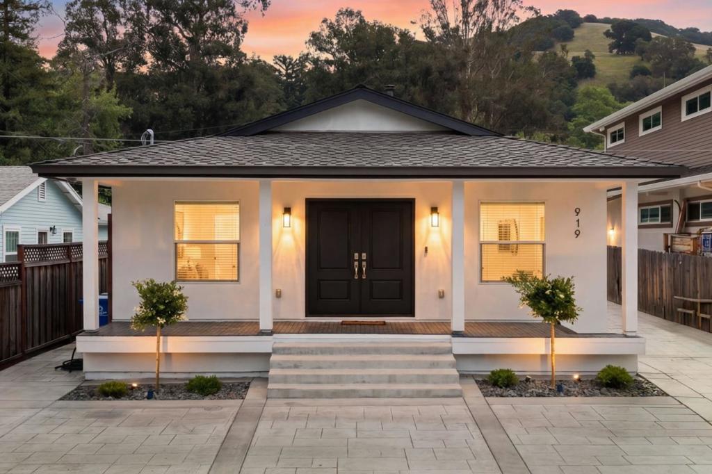 919 Old Canyon Road