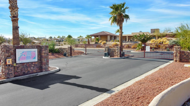 Image 6 of 83 For 12600 Havasu Lake Road