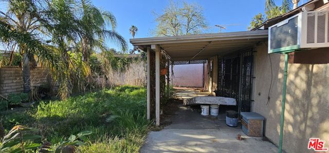 1393 N Navarro Avenue, Pasadena CA: https://media.crmls.org/mediaz/560f675c-3948-4ffc-b1b0-44b7281342bf.jpg