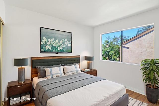 8312 Via Sonoma, La Jolla CA: https://media.crmls.org/mediaz/560f680d-2fd1-421b-89b0-72f18c68b739.jpg