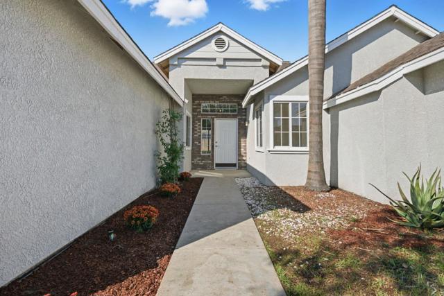 612 Saffron Street, Hanford CA: https://media.crmls.org/mediaz/560fed09-db65-4743-b9dc-0762b3ddbf53.jpg