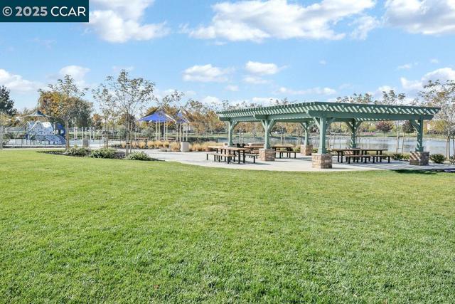 9956 Pyramid, Discovery Bay CA: https://media.crmls.org/mediaz/5610dc39-9f21-44b1-8506-3429914a0447.jpg