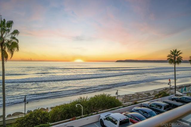 1830 Avenida del Mundo, Coronado, California 92118, 2 Bedrooms Bedrooms, ,2 BathroomsBathrooms,Condominium,For Sale,Avenida del Mundo,250000295SD