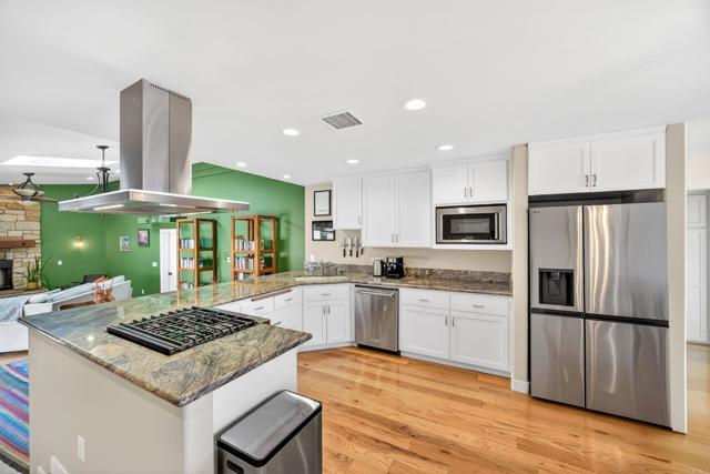 Detail Gallery Image 6 of 55 For 4557 Toni Ln, La Mesa,  CA 91942 - 3 Beds | 2 Baths