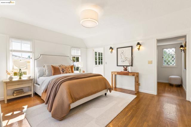 5815 Morpeth St, Oakland CA: https://media.crmls.org/mediaz/5611ebd1-4afe-4515-9f72-84663cd5f6be.jpg