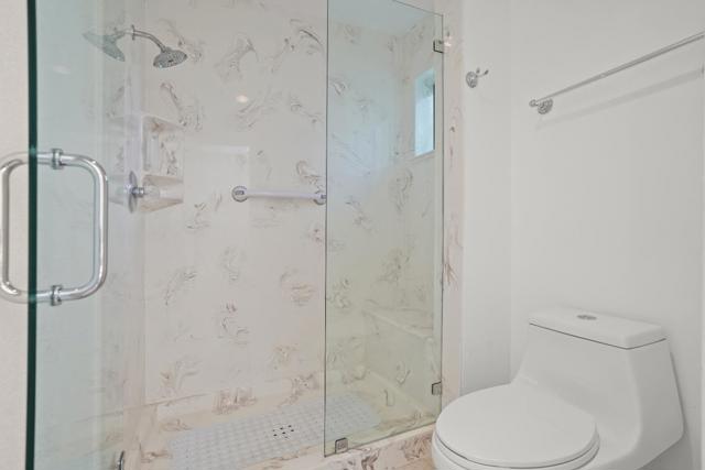 1500 Willow Avenue, Burlingame CA: https://media.crmls.org/mediaz/56120966-4a9a-4c3a-8008-8147270d92cd.jpg