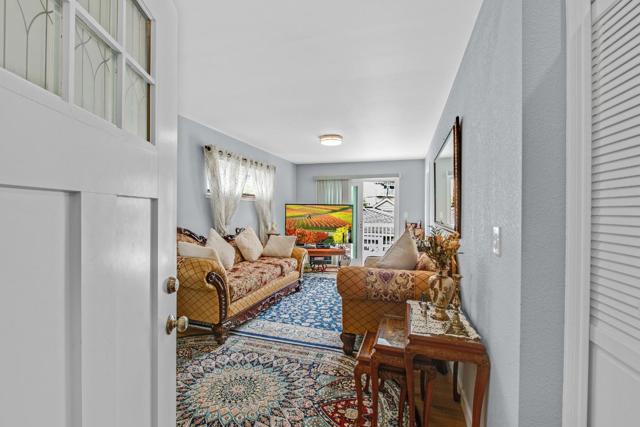 419 Harvey Way, Pacifica CA: https://media.crmls.org/mediaz/5612e5a1-98d8-42c4-9b6e-b4b8a923a520.jpg