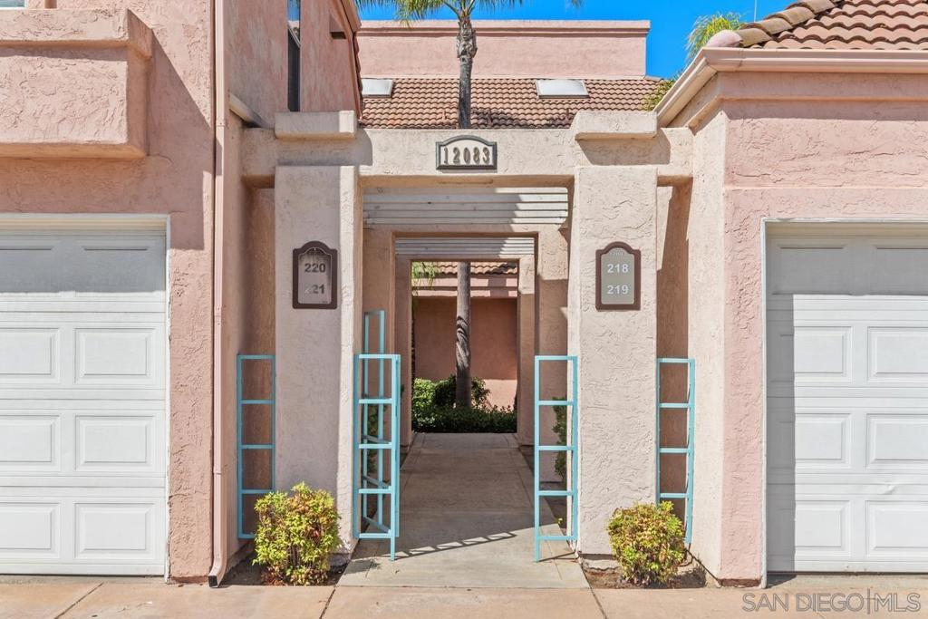 12083 Calle de Montana #219