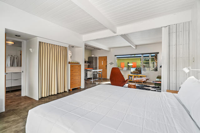 1611 S Calle Palo Fierro #4, Palm Springs, CA 92264