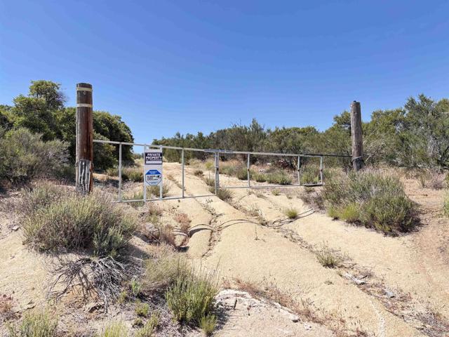 38430 Lilac Ln., Boulevard CA: https://media.crmls.org/mediaz/56145953-3763-4386-8918-c46b6f72a493.jpg
