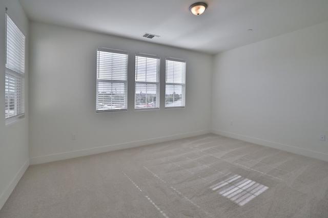 590 Santa Lucia Way, Marina CA: https://media.crmls.org/mediaz/56148fa7-e474-45ba-9f67-9c2c20a570b9.jpg