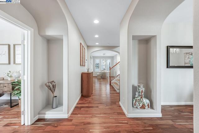 2744 Redbridge Rd, Tracy CA: https://media.crmls.org/mediaz/5614ad23-581c-4e13-a136-b8967fe3ece4.jpg