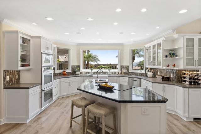 617 Gage Drive, San Diego CA: https://media.crmls.org/mediaz/5614fe58-d0da-4203-83e8-ab1de5eb179d.jpg