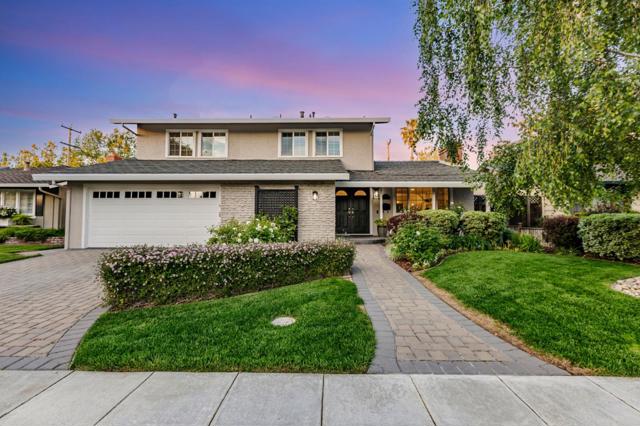 2550 Fairglen Drive, San Jose CA: https://media.crmls.org/mediaz/561500aa-eeb9-4add-8298-666c58822e1f.jpg