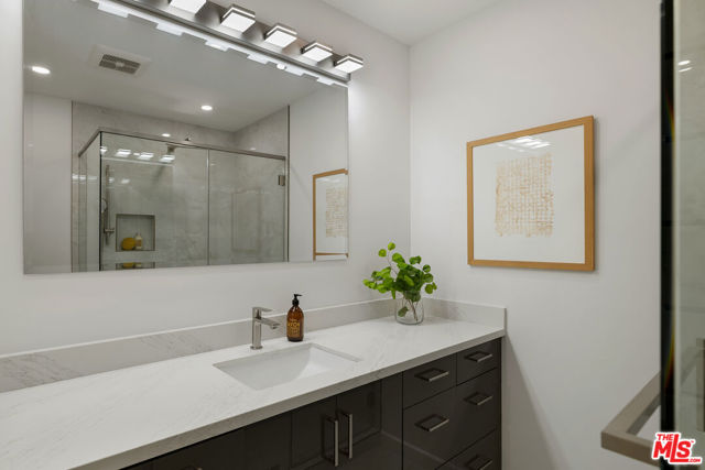 3 Bed Home for Sale in Los Angeles, California