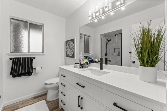 118 Marina Avenue, Aptos CA: https://media.crmls.org/mediaz/5617560e-89c3-472a-98c0-470c9ea498c3.jpg