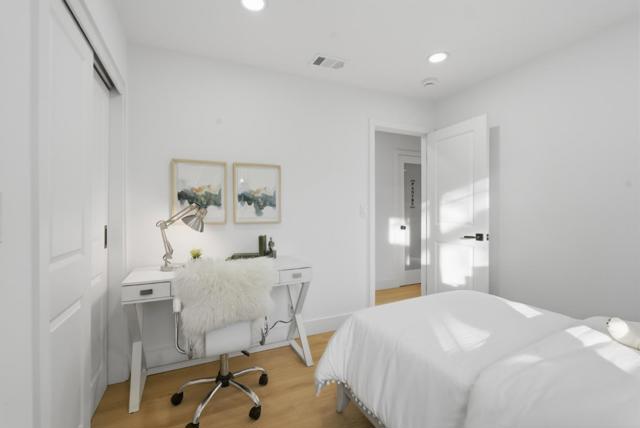 1497 Meadow Glen Way, San Jose CA: https://media.crmls.org/mediaz/5617d75b-185f-45af-8d7d-1af9de5c0e57.jpg