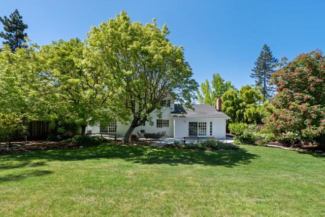 949 Wing Place, Stanford CA: https://media.crmls.org/mediaz/5619b612-c32f-40e0-8d66-fc8c6f5facac.jpg
