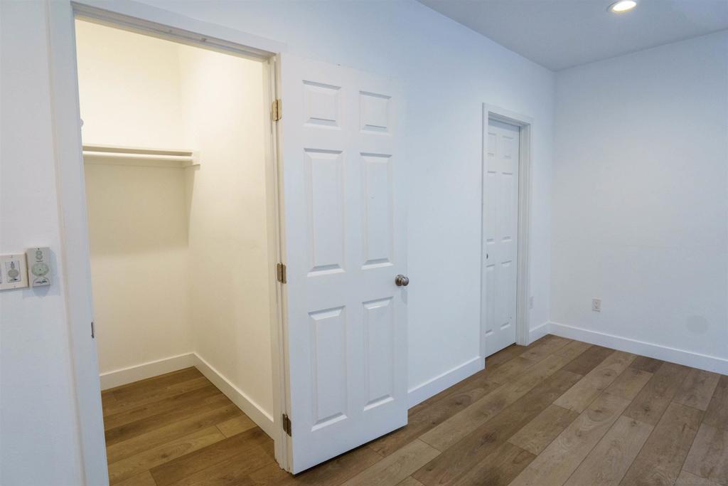 MLS #250018206SD img 19