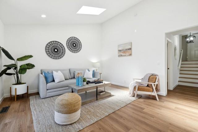 10892 Northfield Square, Cupertino CA: https://media.crmls.org/mediaz/561b2d73-06c6-4628-9090-a840060f4208.jpg