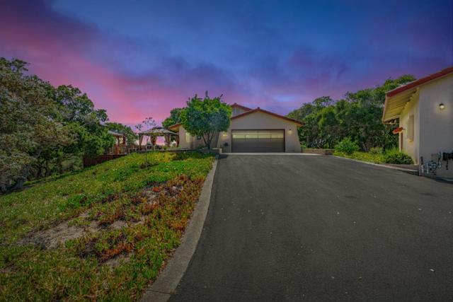 19225 Reavis Way, Salinas CA: https://media.crmls.org/mediaz/561bafaf-0db9-4f4e-9840-c8840a8107a6.jpg