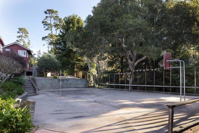 0 Crespi 2 NE of Flanders Way, Carmel CA: https://media.crmls.org/mediaz/561c020a-b534-4d90-9ea2-03fa0039d4f2.jpg