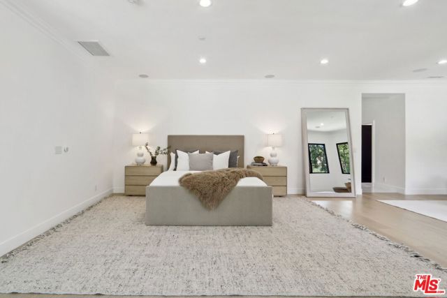 4261 Temma Court, Calabasas CA: https://media.crmls.org/mediaz/561c81c8-9b9e-4dde-b631-105b3a5b7c51.jpg