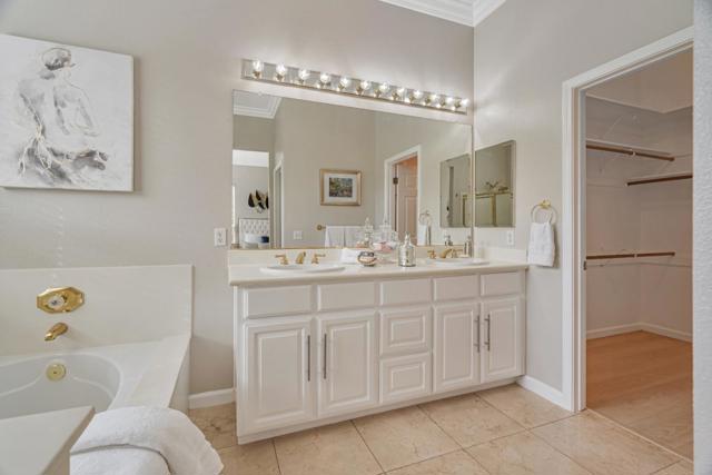 8845 Wine Valley Circle, San Jose CA: https://media.crmls.org/mediaz/561d0562-938f-4132-b552-a3fffda0d99b.jpg