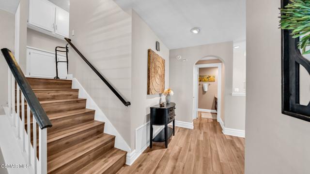 30972 Minute Man Way, Westlake Village CA: https://media.crmls.org/mediaz/561def65-78b1-4171-a978-50c9cfd763c1.jpg