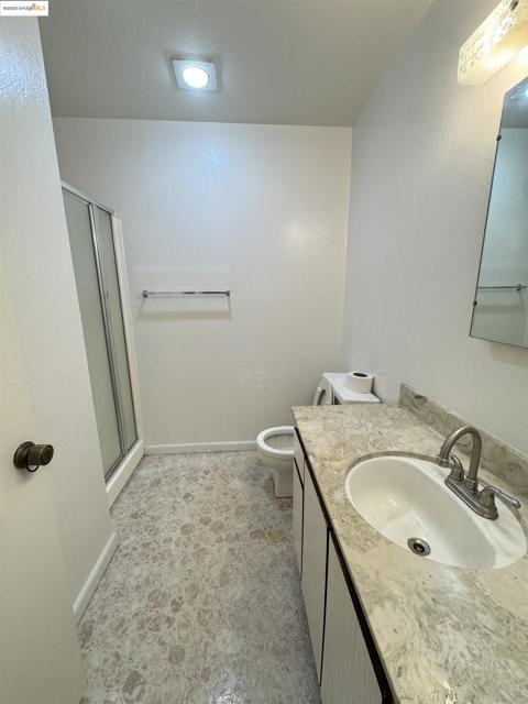 27 Barkley Court, Vallejo CA: https://media.crmls.org/mediaz/561f2d72-41b3-454d-8a2a-9bfa2828d5c8.jpg