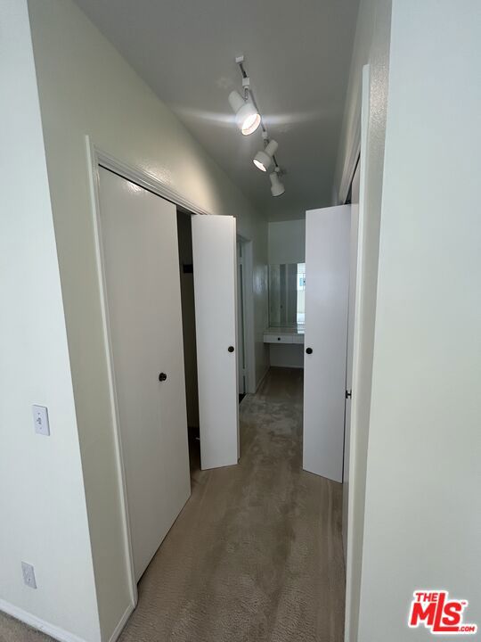 4700 Natick Avenue, Sherman Oaks CA: https://media.crmls.org/mediaz/56201608-ba22-4b4e-8c34-cd3b177e2e3e.jpg
