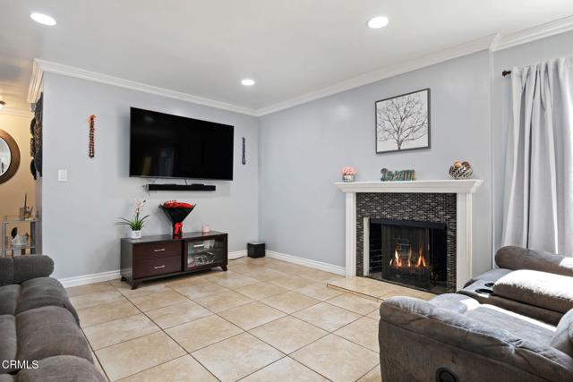 Detail Gallery Image 7 of 21 For 3050 Jackson St, Oxnard,  CA 93033 - 4 Beds | 2 Baths