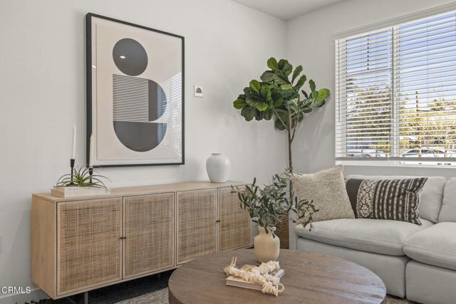 2402 Channel Drive, Ventura CA: https://media.crmls.org/mediaz/56214b05-a0cb-4784-841d-bddf0da704fa.jpg