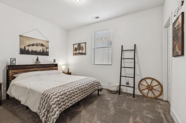8906 Upbeat Way, Elk Grove CA: https://media.crmls.org/mediaz/56221dc4-1580-4471-9f73-ebdcd6e08cd2.jpg
