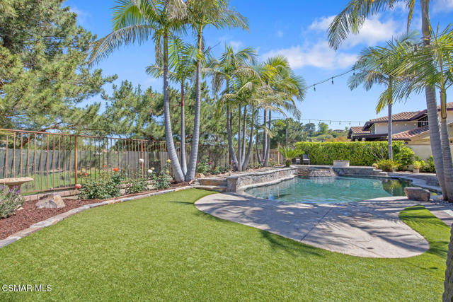 3901 Via Verde, Thousand Oaks CA: https://media.crmls.org/mediaz/5622228a-5f08-465e-b92b-0f4ddaf30acf.jpg