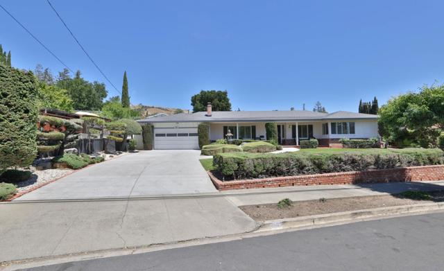136 Gordon Avenue, San Jose CA: https://media.crmls.org/mediaz/5622bb68-25c4-4da6-ac1d-d9ad41d7c919.jpg