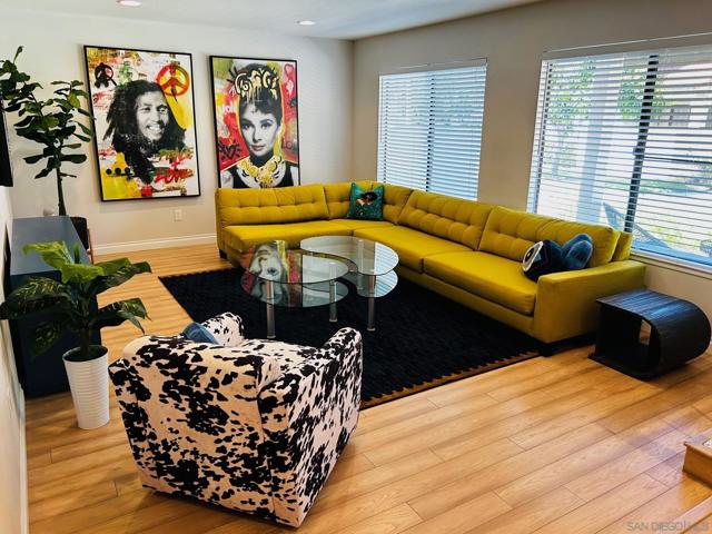 6135 Montecito Dr #5, Palm Springs, CA 92264