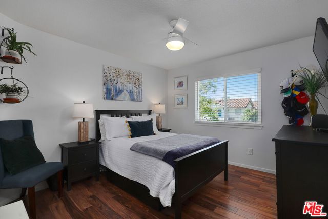 1786 Blossom Court, Thousand Oaks CA: https://media.crmls.org/mediaz/5623bac8-ca82-4abe-a85a-12cd64b5775c.jpg