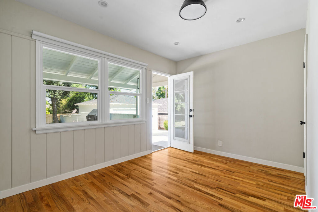 MLS #25616943 image #22