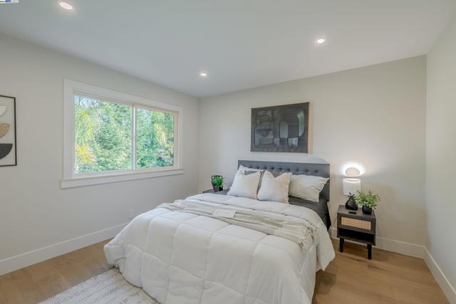 311 Foxboro Ct, San Ramon CA: https://media.crmls.org/mediaz/562511fa-a044-43e3-8493-fde6e32b6a21.jpg