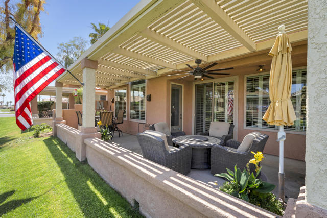 76804 Kybar Road, Palm Desert CA: https://media.crmls.org/mediaz/56257b45-3616-42f0-a727-bdf4a404c93e.jpg