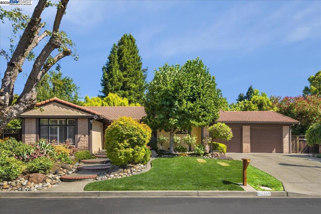 112 Baldwin Dr
