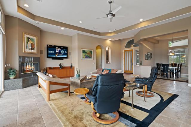 81650 Tiburon Drive, La Quinta CA: https://media.crmls.org/mediaz/56278388-df22-490f-b497-e9be25accfaa.jpg