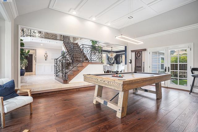 91 RED CYPRESS CT, Danville CA: https://media.crmls.org/mediaz/562784b2-64fe-44b4-93a2-23637500cc4f.jpg